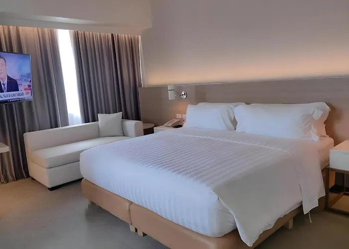 Brittany Bgc Hotel Manila